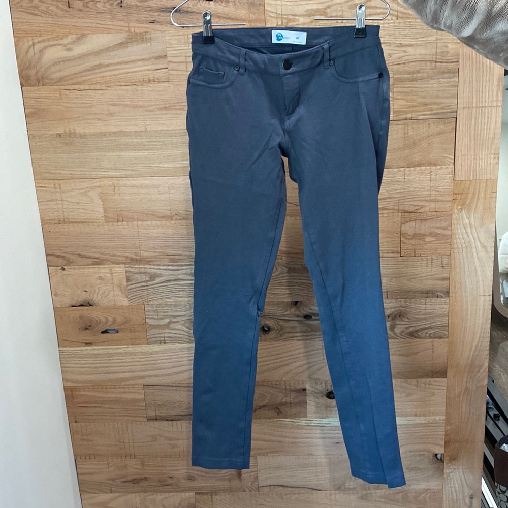 Grey skinny jeans